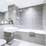 Contemporary 1bd Flat - Centre! Апартаменти Бристоль