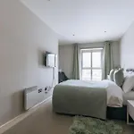 Апартаменти Contemporary 1bd Flat - Centre! *
