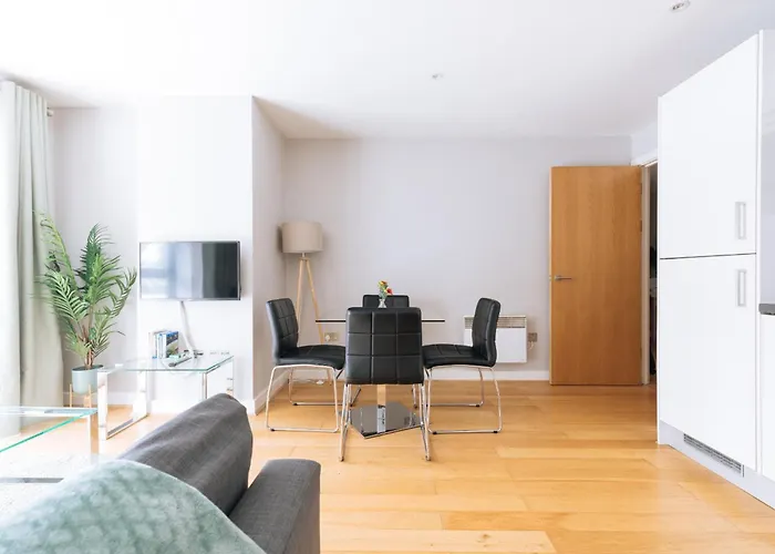 Apartamento Contemporary 1bd Flat - Centre! *