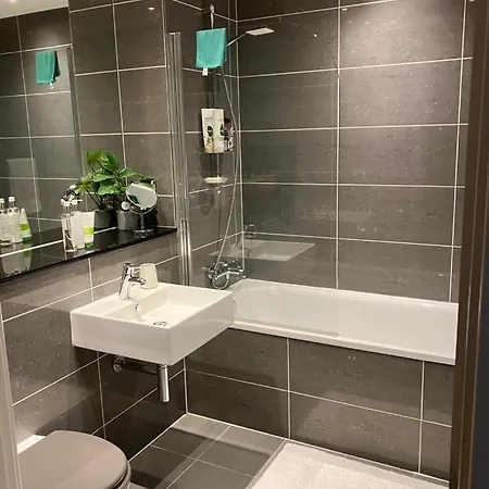 Contemporary 1bd Flat - Centre! Apartment *