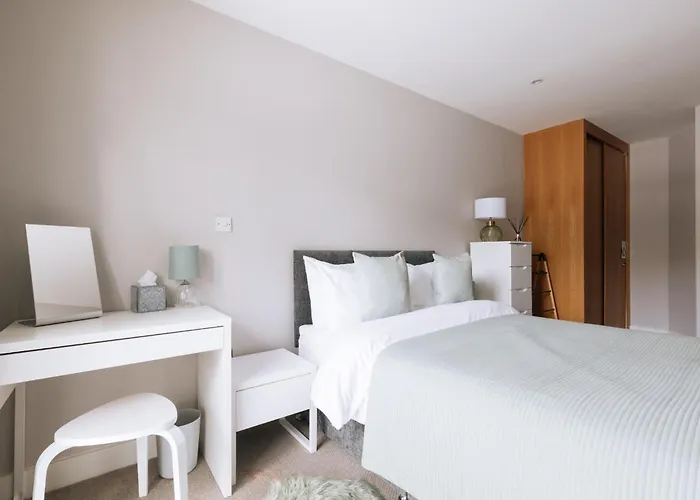 Contemporary 1bd Flat - Centre! *