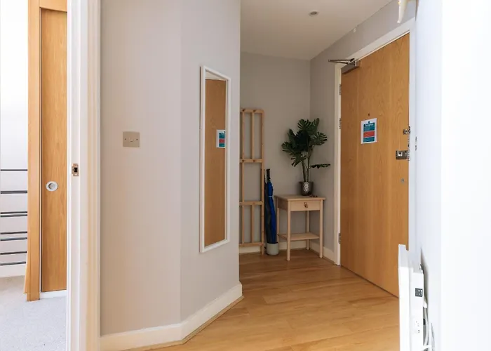 Contemporary 1bd Flat - Centre! *